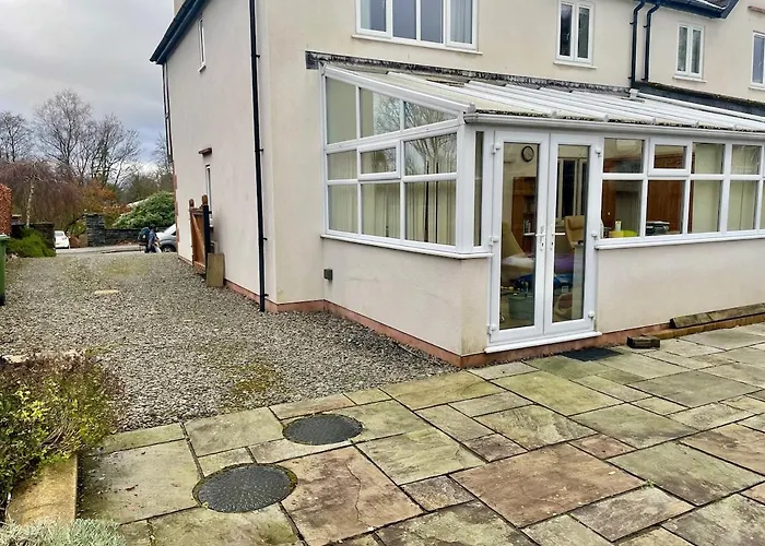 In Windermere, The District